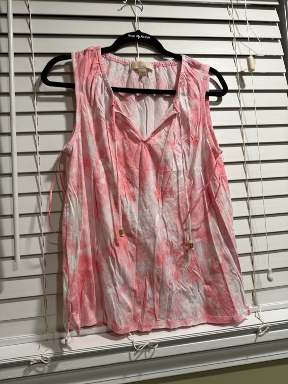 MICHAEL Michael Kors Pink and White Tie-Dye Sleeveless V-Neck Tank